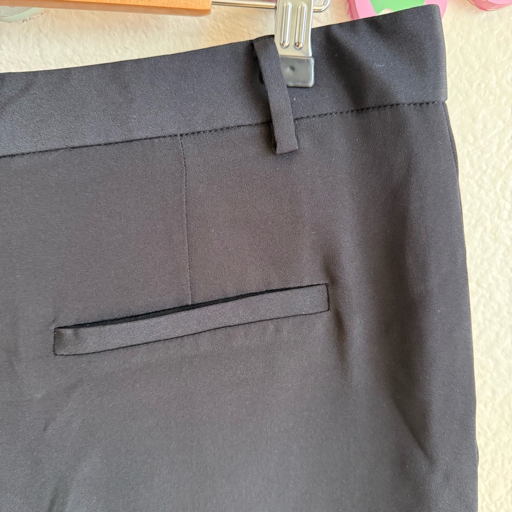 Tibi Elegant Black Silk Shorts Size 12 - Picture 9 of 11